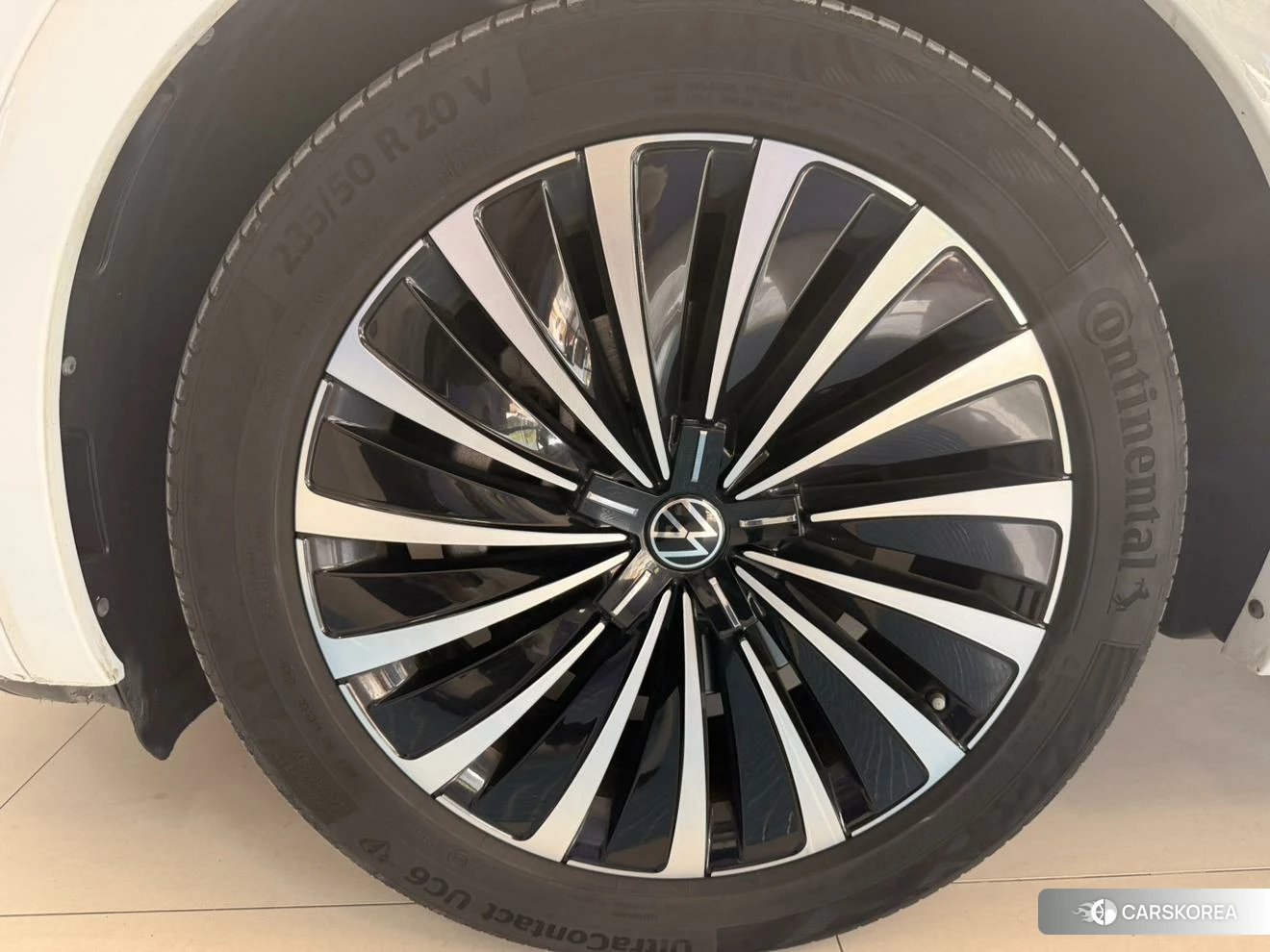 Volkswagen Viloran 2020 Белый из Китая