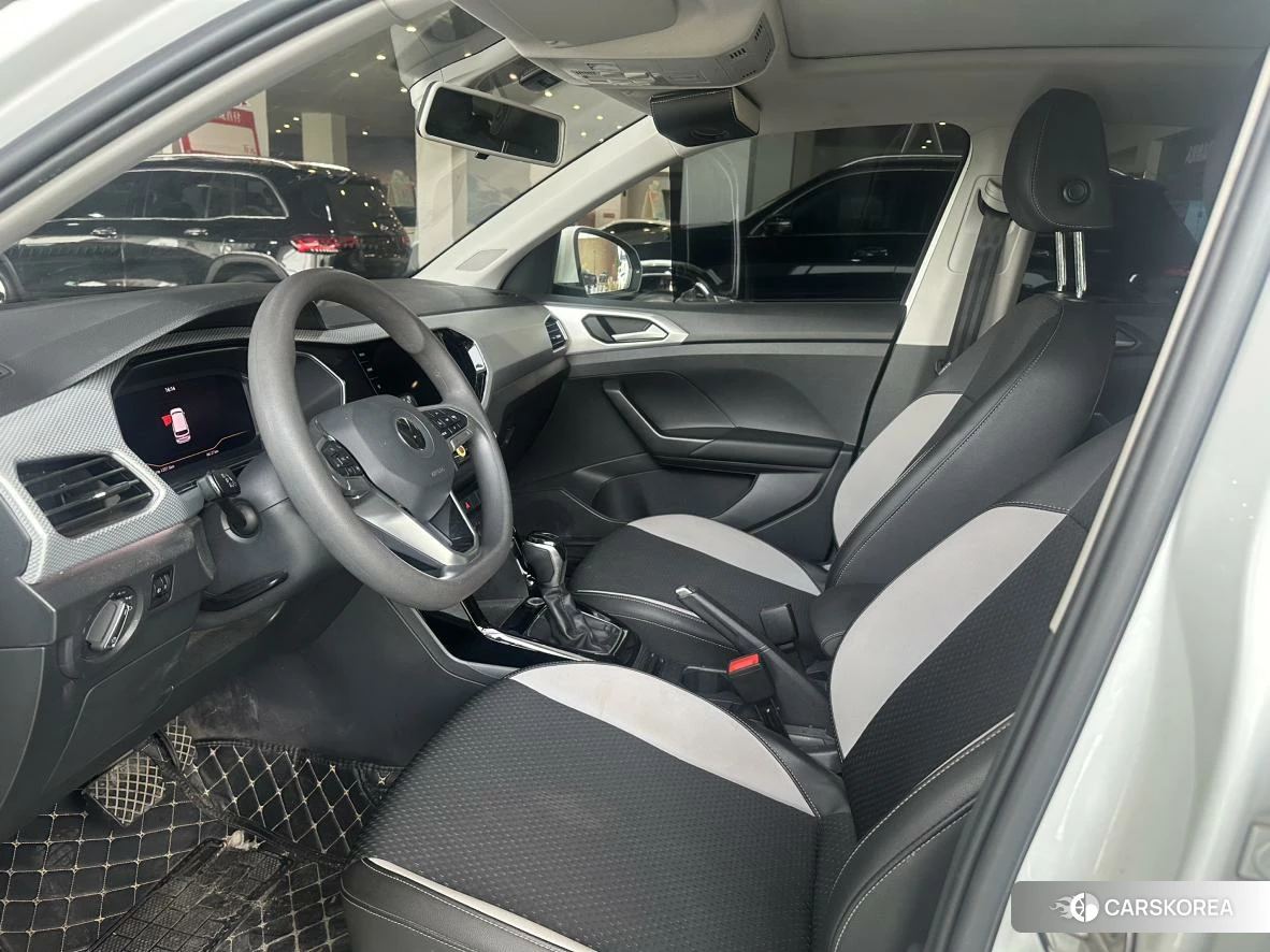 Volkswagen Tacqua 2021 Белый из Китая