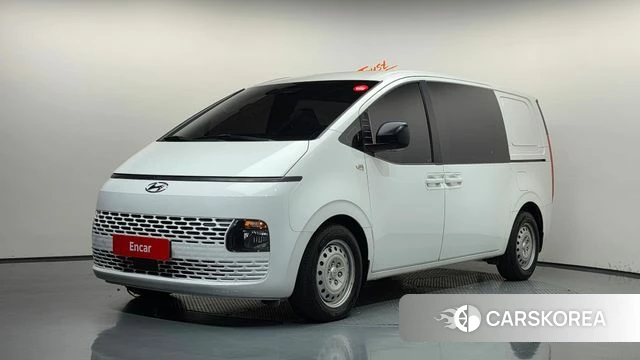 Hyundai Staria 2023 Белый из Кореи