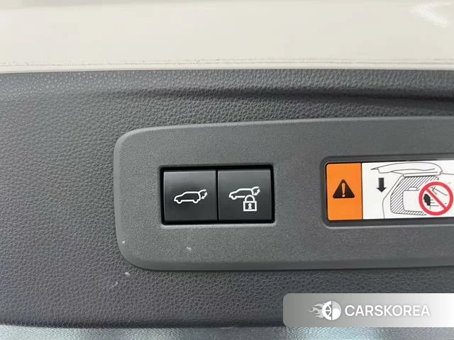 Toyota Land Cruiser 2024 Белый из Китая