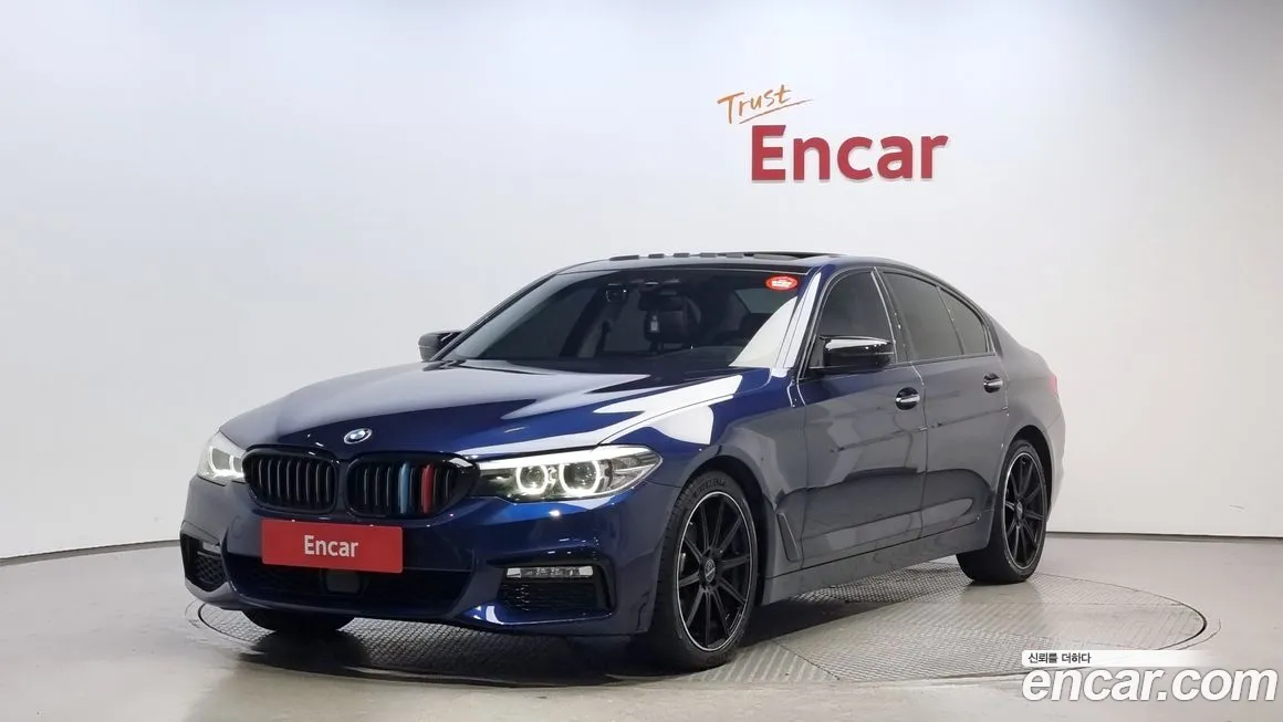 BMW 5 Series (G30) 2018 Синий из Кореи
