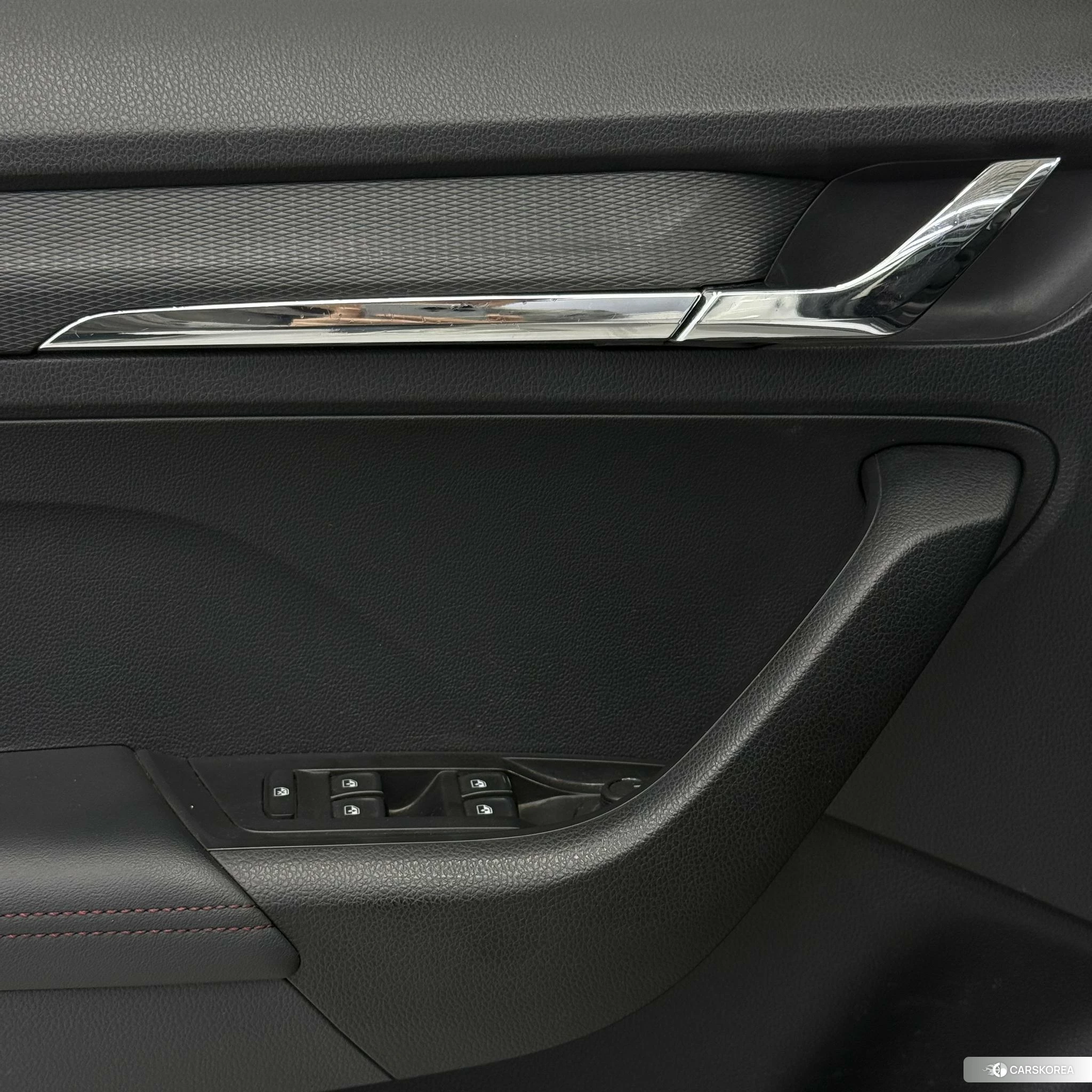 Skoda Kamiq 2021 Белый из Китая