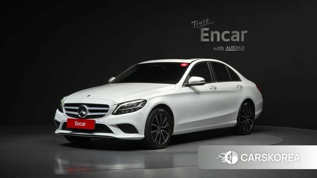 Mercedes-Benz C-Class W205 2020 Белый из Кореи