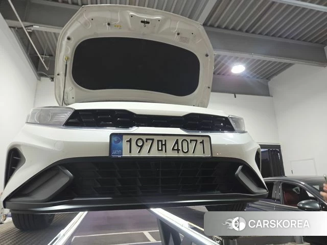 Kia The New K3 2nd generation 2023 Белый из Кореи