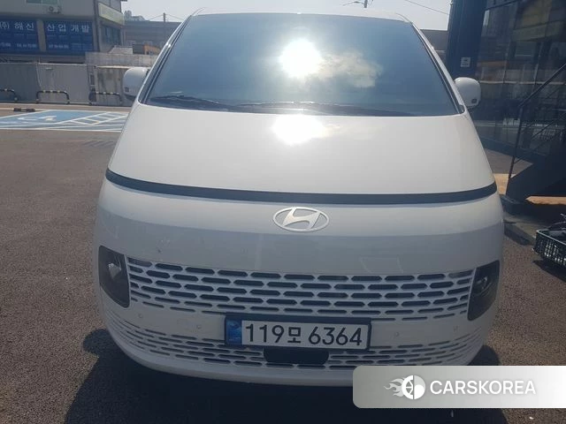 Hyundai Staria 2025 Белый из Кореи