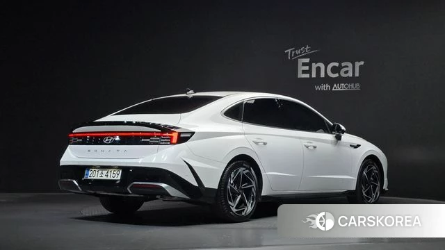 Hyundai Sonata D Edge Hybrid (DN8) 2024 Белый из Кореи