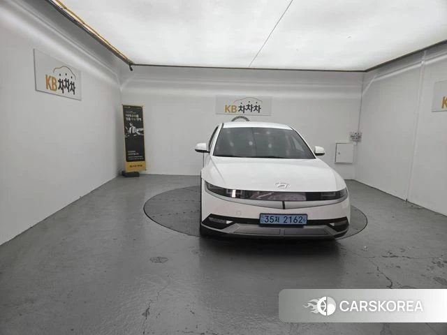 Hyundai Ionic 5 2022 Белый из Кореи