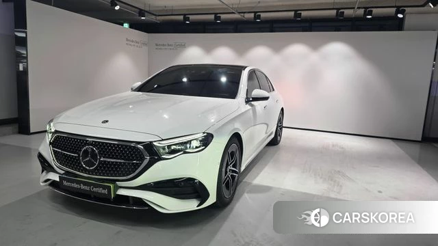 Mercedes-Benz E-Class W214 2026 Белый из Кореи
