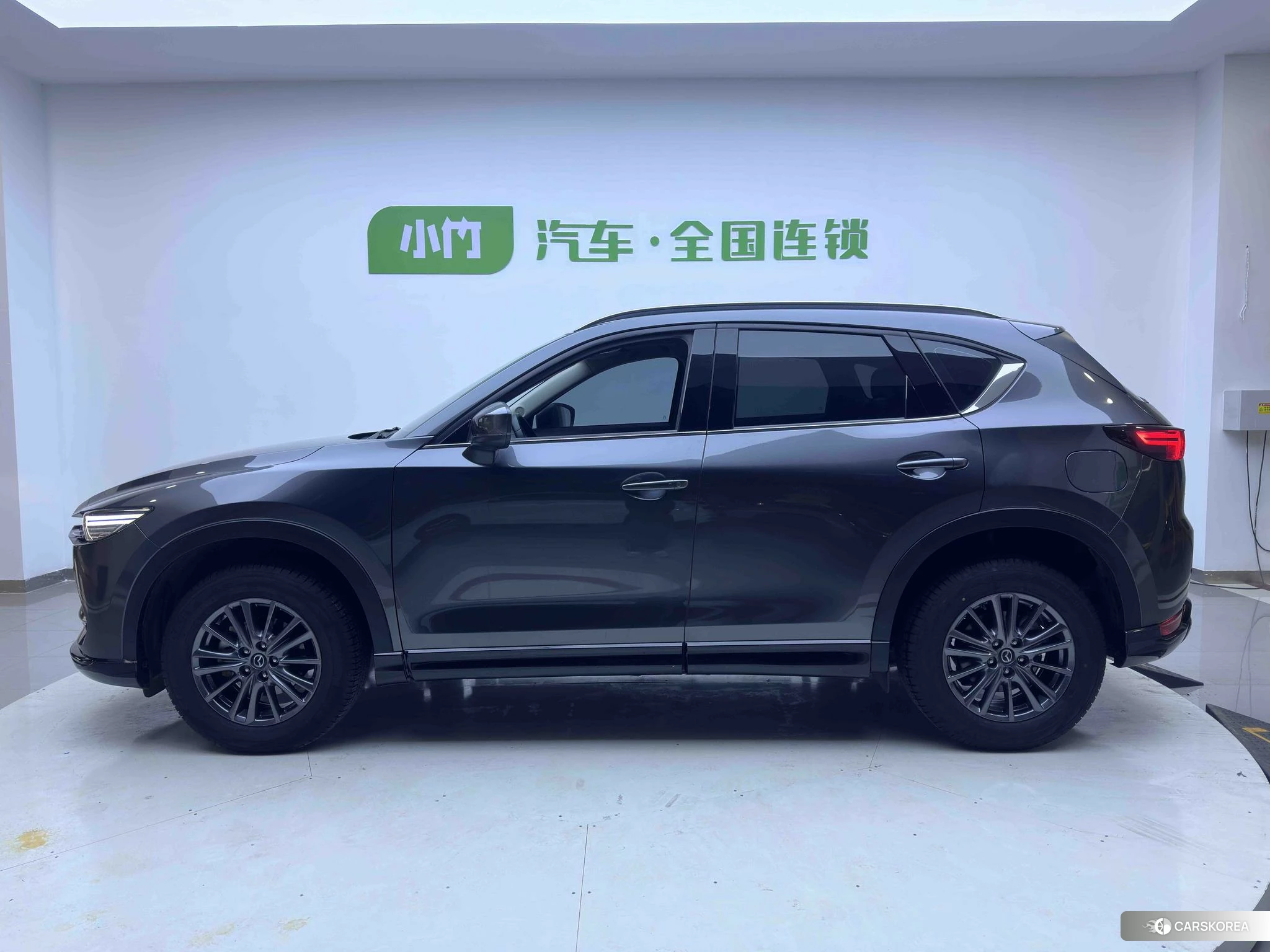 Mazda CX-5 2021 Темно-серый из Китая