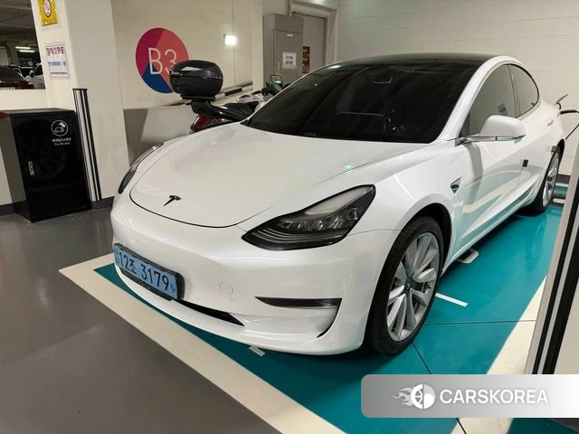 Tesla Model 3 2020 Белый из Кореи