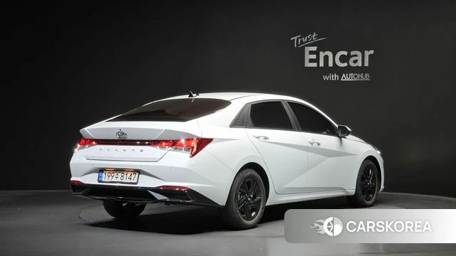 Hyundai Avante (CN7) 2022 Белый из Кореи