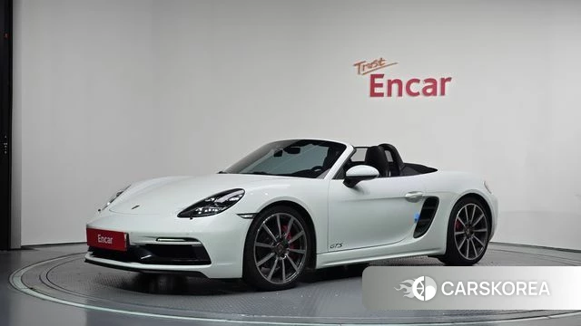 Porsche 718 Boxster 2018 Белый из Кореи