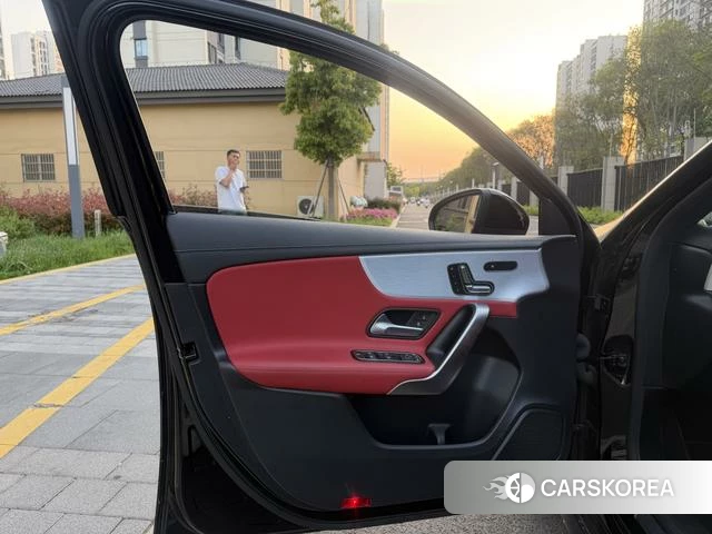 Mercedes-Benz AMG A-Class 2022 Черный из Китая