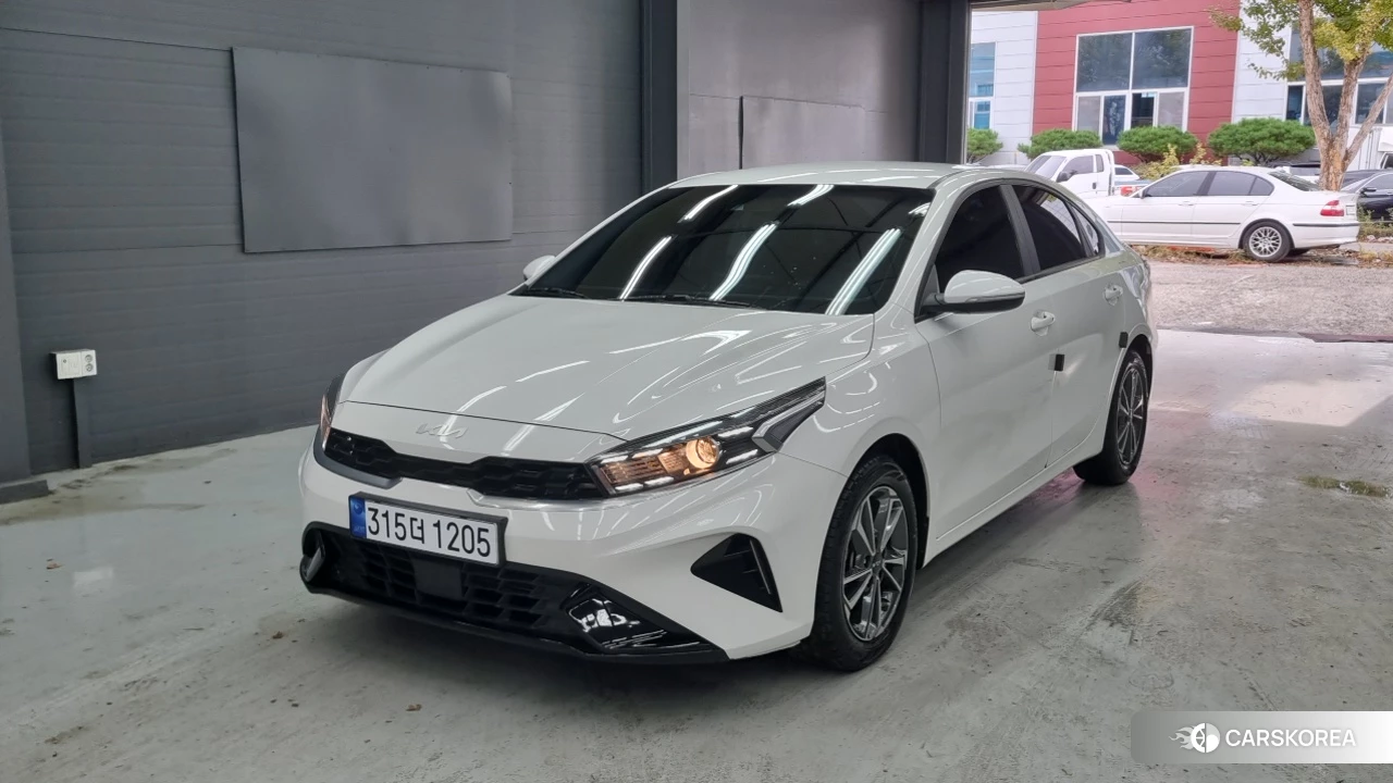 Kia The New K3 2nd generation 2022 Белый из Кореи