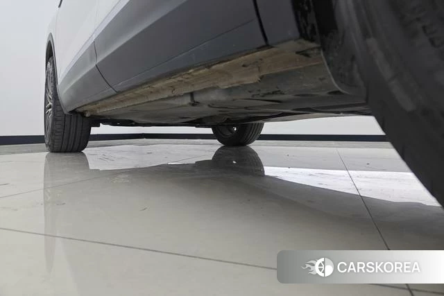 Volkswagen Tayron 2022 Белый из Китая