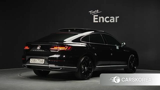 Volkswagen Arteon 2019 Черный из Кореи