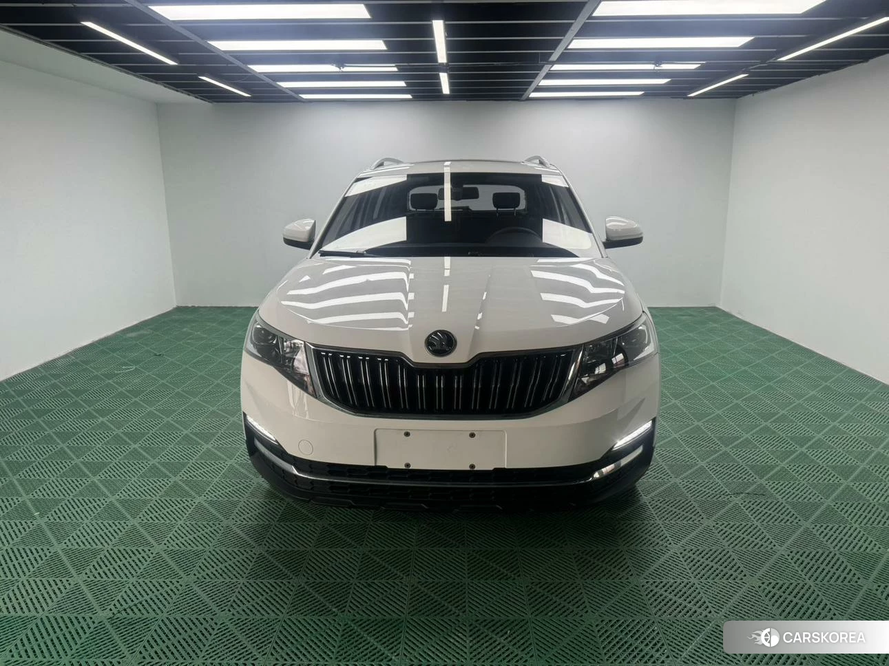 Skoda Kamiq 2021 Белый из Китая