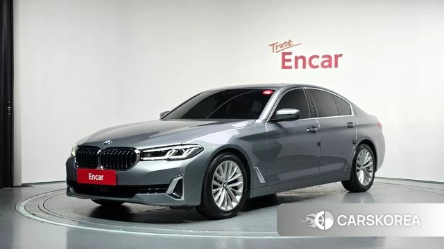 BMW 5 Series (G30) 2023 Серый из Кореи
