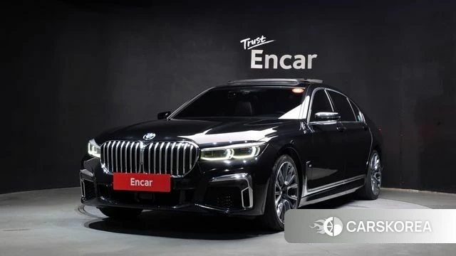 BMW 7 Series (G11) 2021 Черный из Кореи