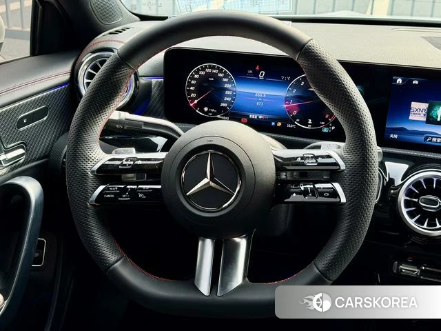Mercedes-Benz A-Class 2025 Белый из Китая