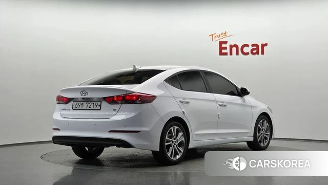 Hyundai Avante AD 2018 Белый из Кореи