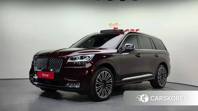 Lincoln Aviator 2nd generation 2022 Красный из Кореи