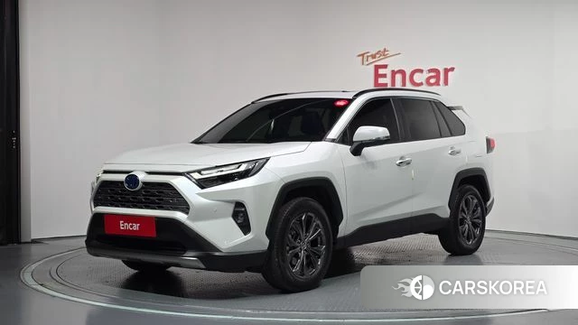 Toyota RAV4 5th Generation 2024 Белый из Кореи