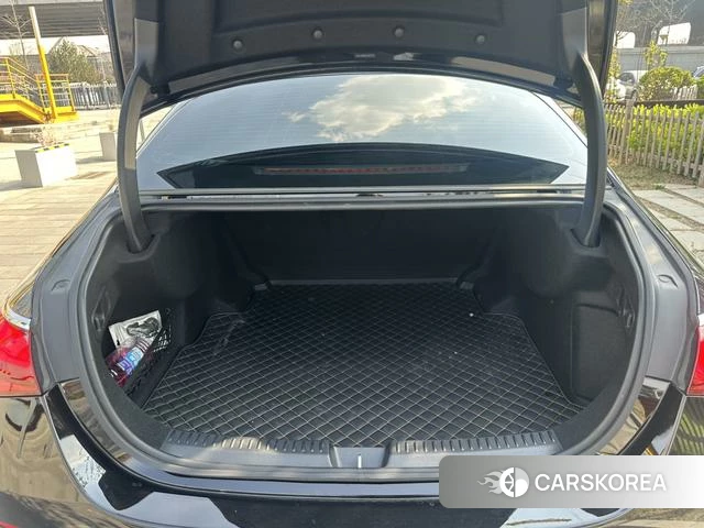 Mercedes-Benz E-Class 2025 Черный из Китая