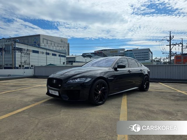 Jaguar XF (X260) 2019 Черный из Кореи