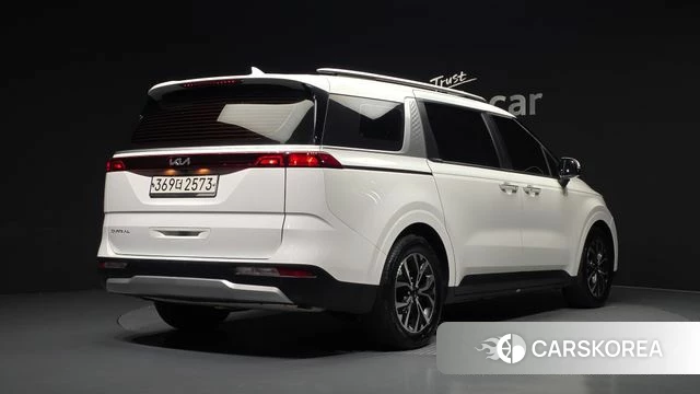 Kia Carnival 4th generation 2021 Белый из Кореи