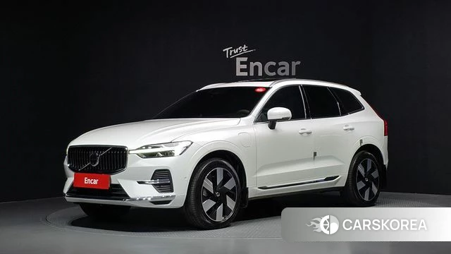 Volvo XC60 second Generation 2025 Белый из Кореи