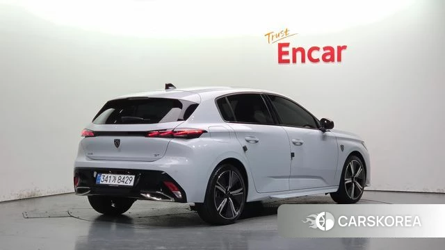Peugeot 308 Third generation 2025 Белый из Кореи