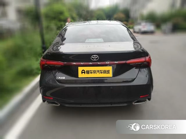 Toyota Avalon 2021 Черный из Китая