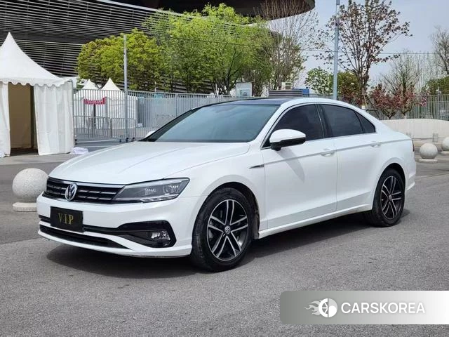 Volkswagen Lamando 2021 Белый из Китая