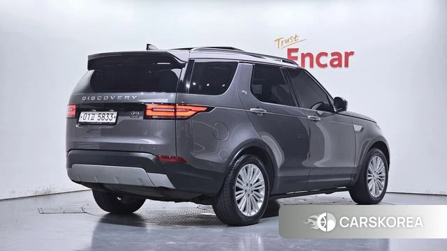 Land Rover Discovery 5 2019 Серый из Кореи