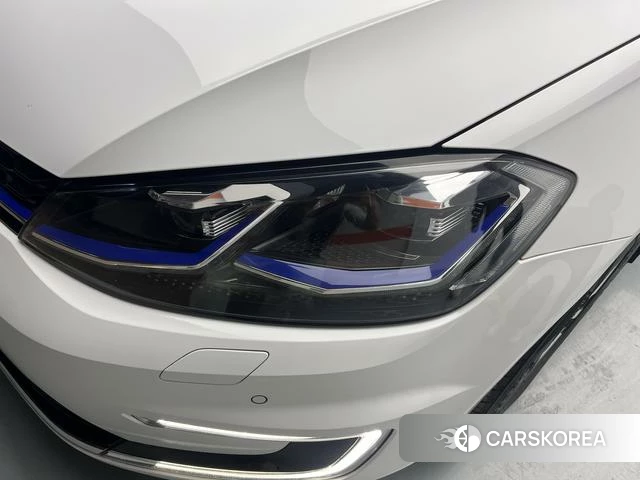 Volkswagen Golf 2020 Белый из Китая