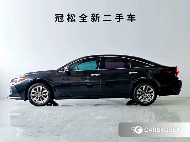 Toyota Avalon 2021 Черный из Китая