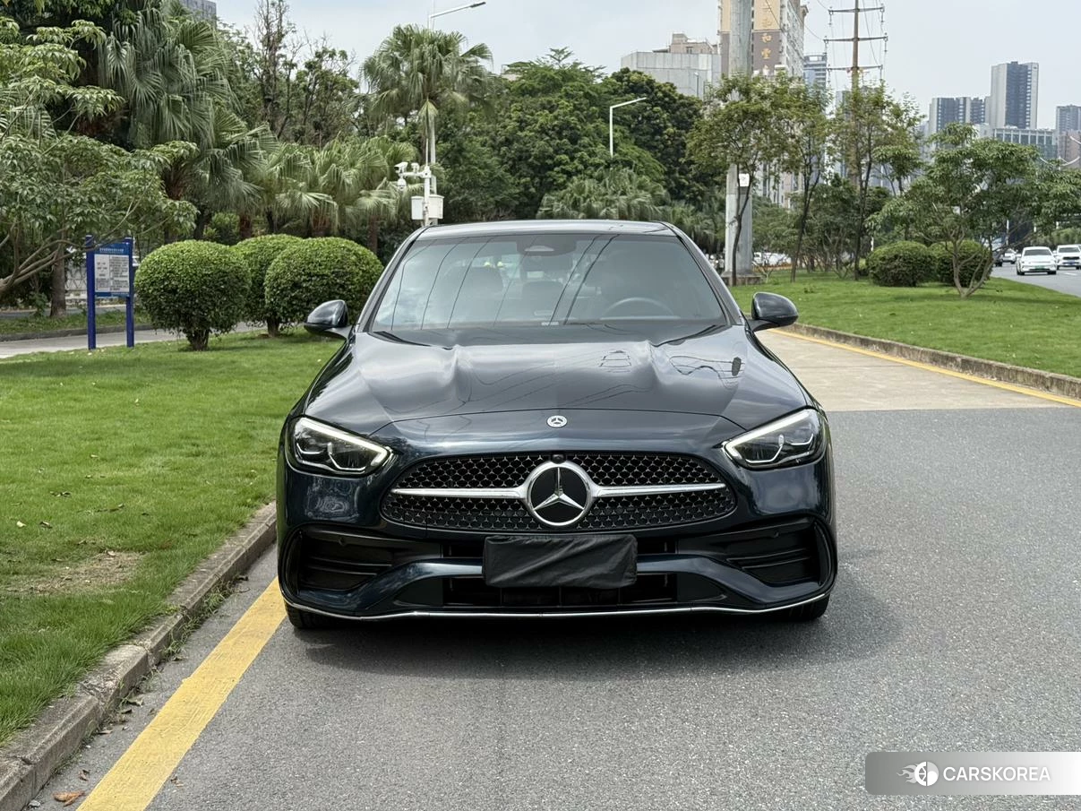 Mercedes-Benz C-class 2023 Зеленый из Китая