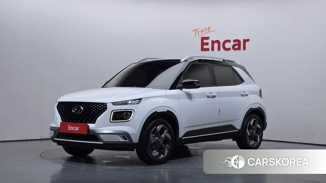 Hyundai Venue 2023 Белый из Кореи