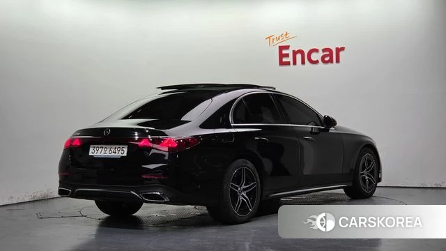 Mercedes-Benz E-Class W214 2026 Черный из Кореи