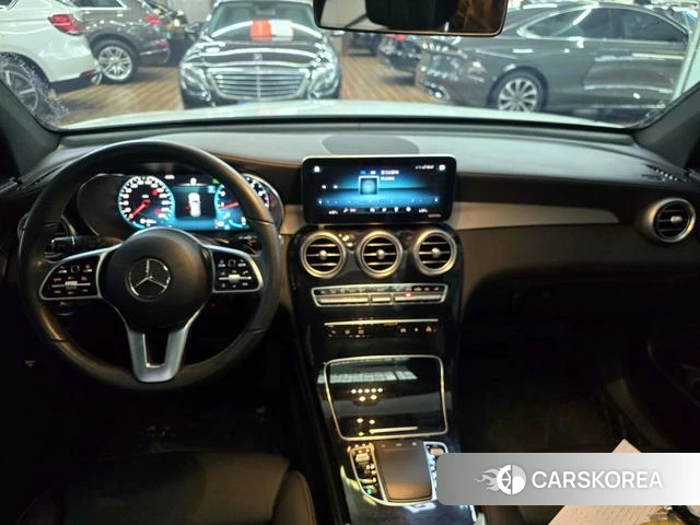 Mercedes-Benz GLC 2021 Белый из Китая