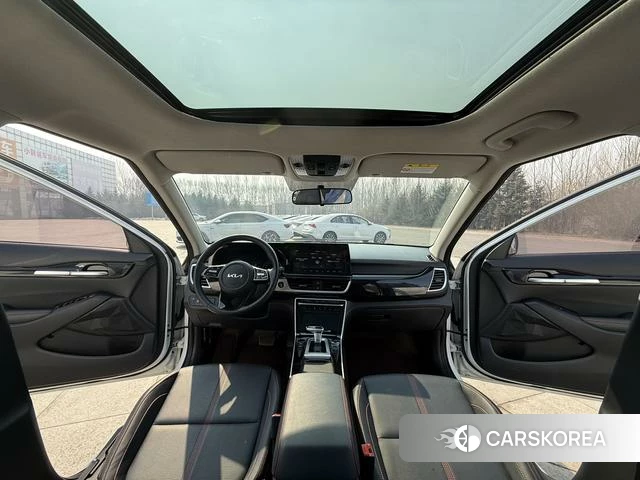 Kia KX3 2023 Белый из Китая