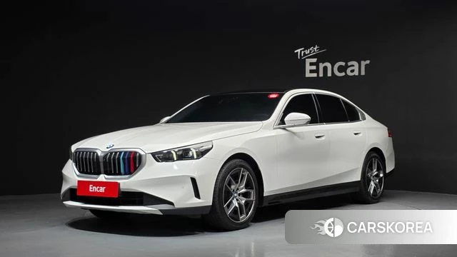 BMW 5 Series (G60) 2024 Белый из Кореи