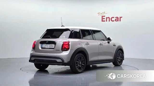 Mini Cooper 2024 Серебристо-серый из Кореи, фото 2