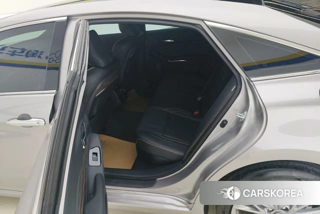 Toyota Avalon 2025 Темно-серый из Китая