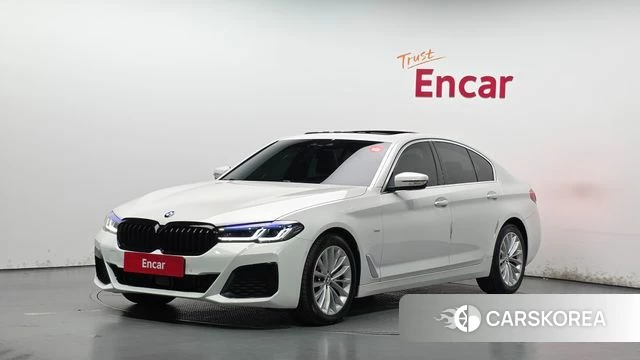 BMW 5 Series (G30) 2018 Белый из Кореи