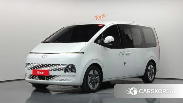 Hyundai Staria 2025 Белый из Кореи
