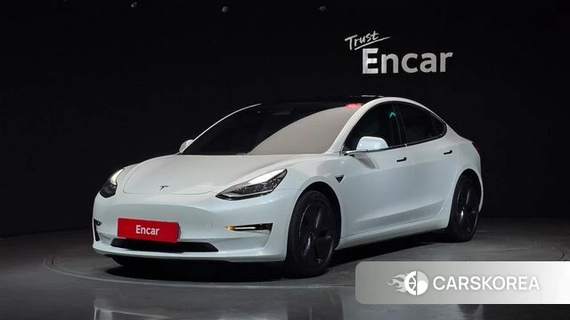 Tesla Model 3 2019 Белый из Кореи