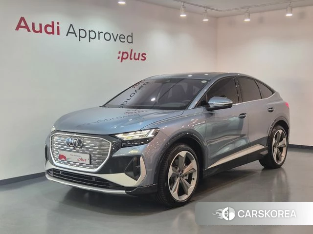 Audi Q4 e-Tron (F4) 2026 Небесно-голубой из Кореи