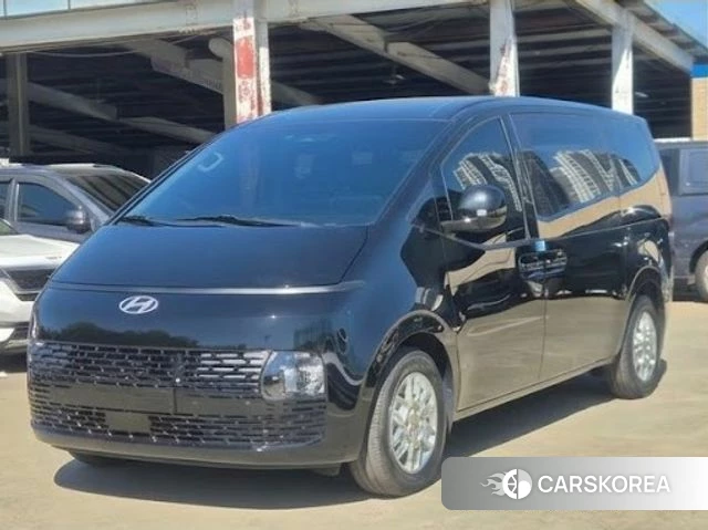 Hyundai Staria 2025 Черный из Кореи